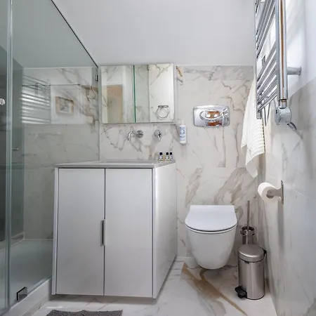 Apartment Stilvolle Moderne In Der Innenstadt Von Lisbon