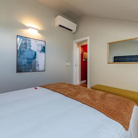 Stilvolle Moderne In Der Innenstadt Von Apartment Lisbon